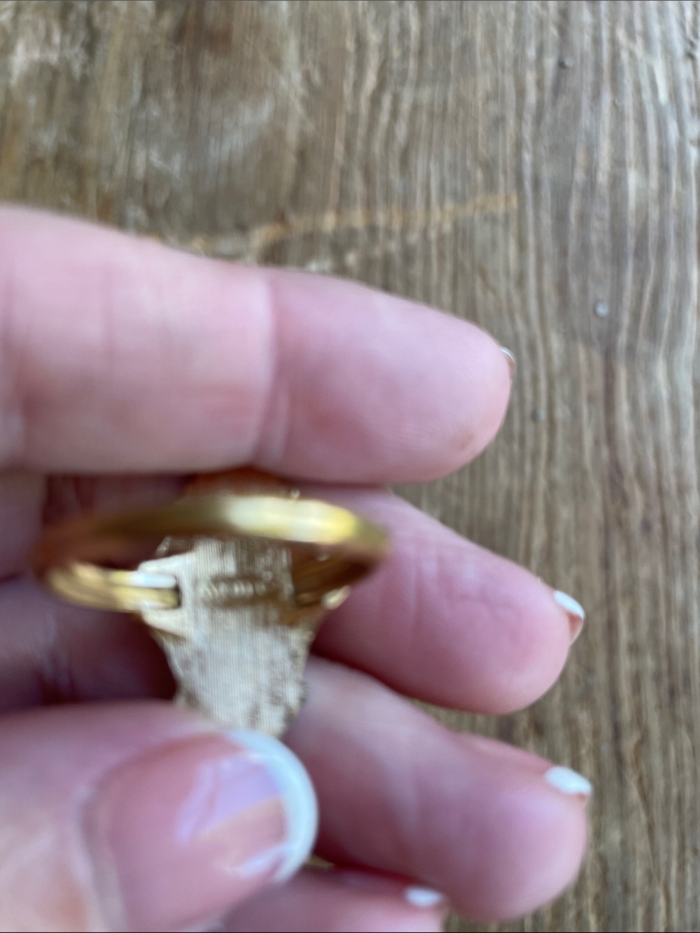 Avon Gold-Tone Oval Starburst Ring with Clear Accent - Picture 2 of 5